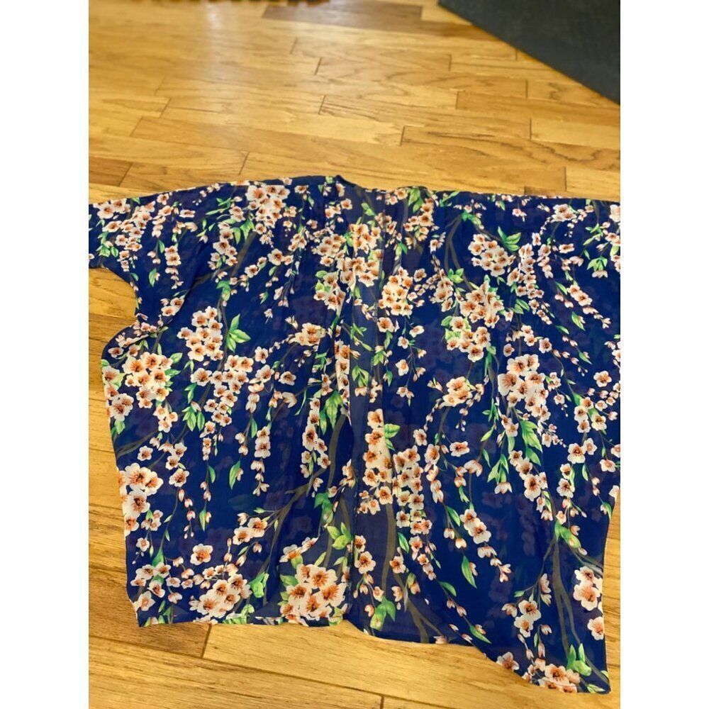 Women's blue oversized short sleeve Floral Sheer open Kimono Cardigan sz medium